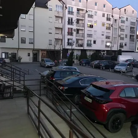 Apartment Stan Na Dan , Centar Bijeljine Kruzni Tok Garulja Bijeljina