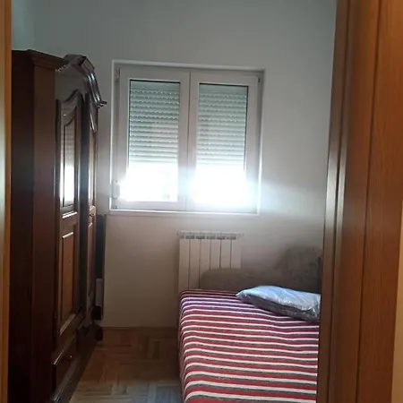 Stan Na Dan , Centar Bijeljine Kruzni Tok Garulja Apartment *